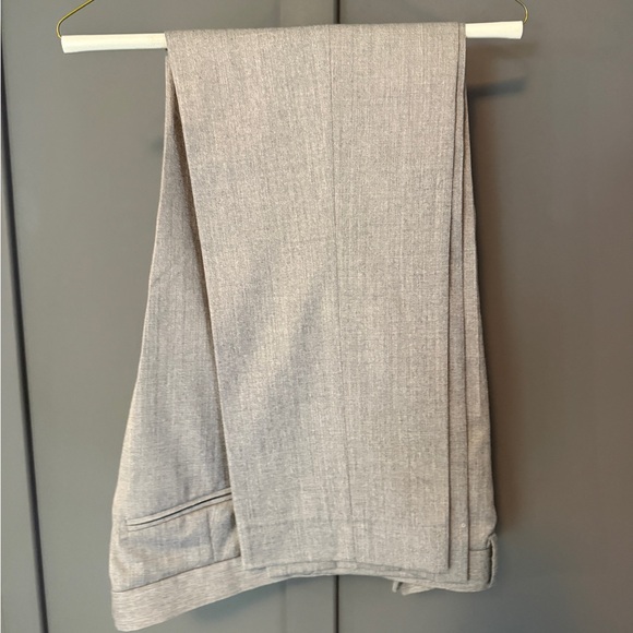 Todd Snyder Gray Dress Pants - 100% wool Hudson pants.  Like new condition! - Picture 12 of 13